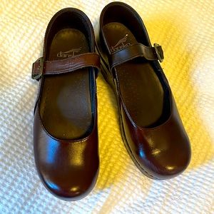 Dansko Mary Jane clog 38